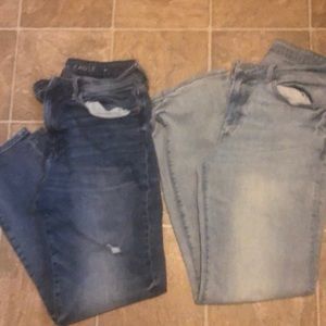 2 pairs of American Eagle Men’s Jeans!